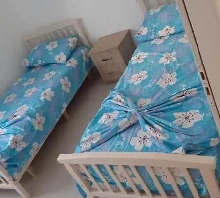Hotel Kompleksi Tre Shqiponjat