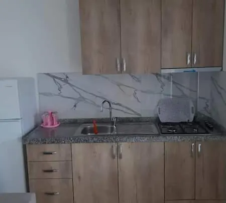 Kompleksi Tre Shqiponjat